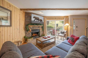 Team Bear Clubhouse, ski in ski out with fire pit Big Bear Lake